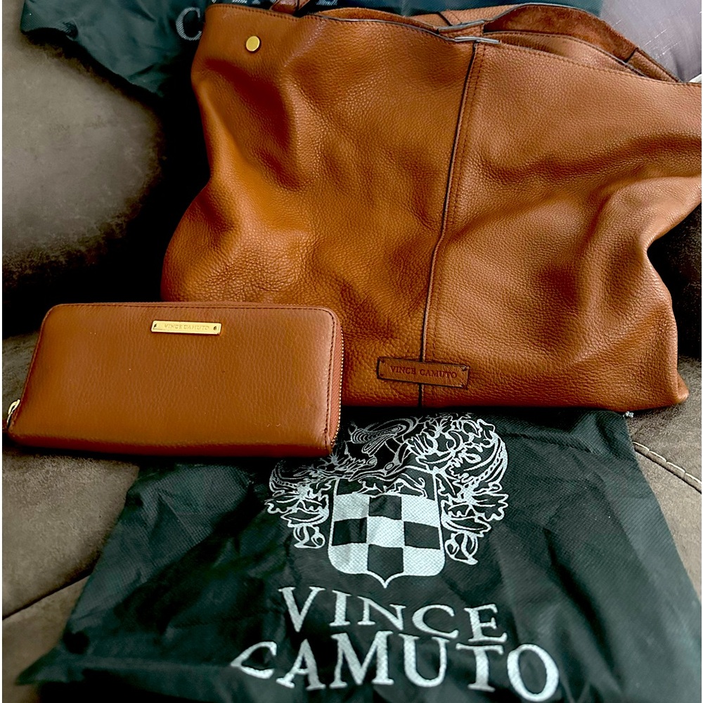 Vince Camino leather bag and wallet. Excellent condition, used 1 time